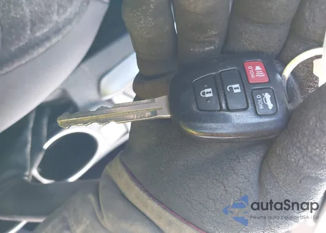 2016 Toyota Corolla Le z USA, uszkodzony, nr VIN 2T1BURHE3GC600755